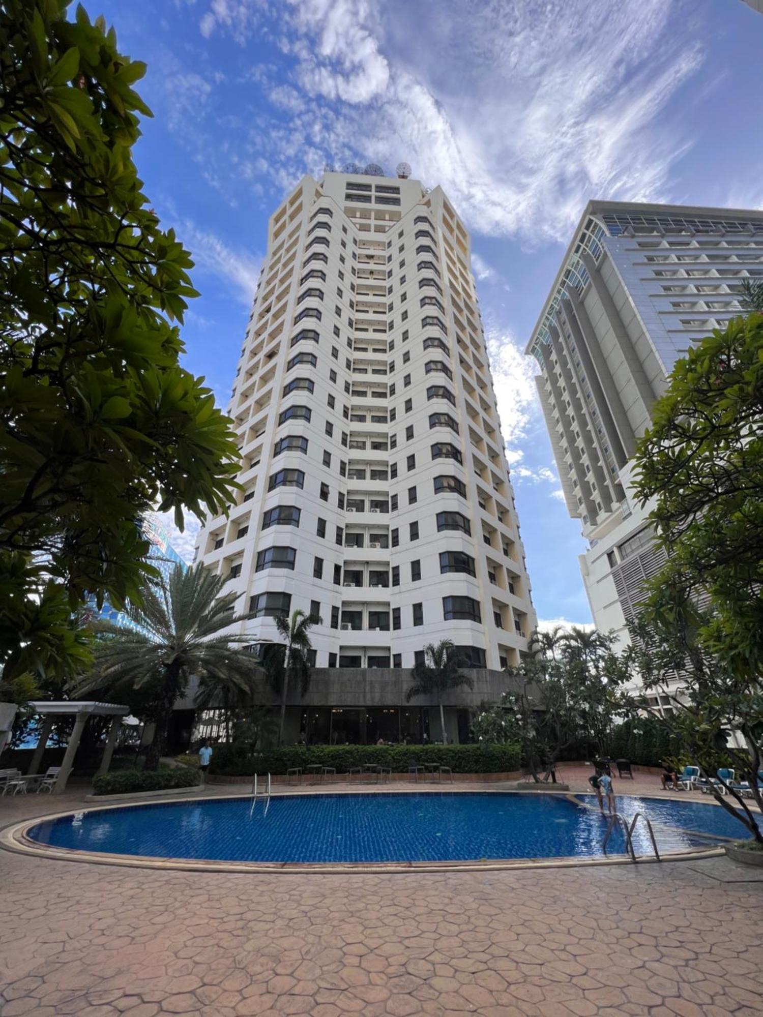 Grand Diamond Condo Suites Banguecoque Exterior foto